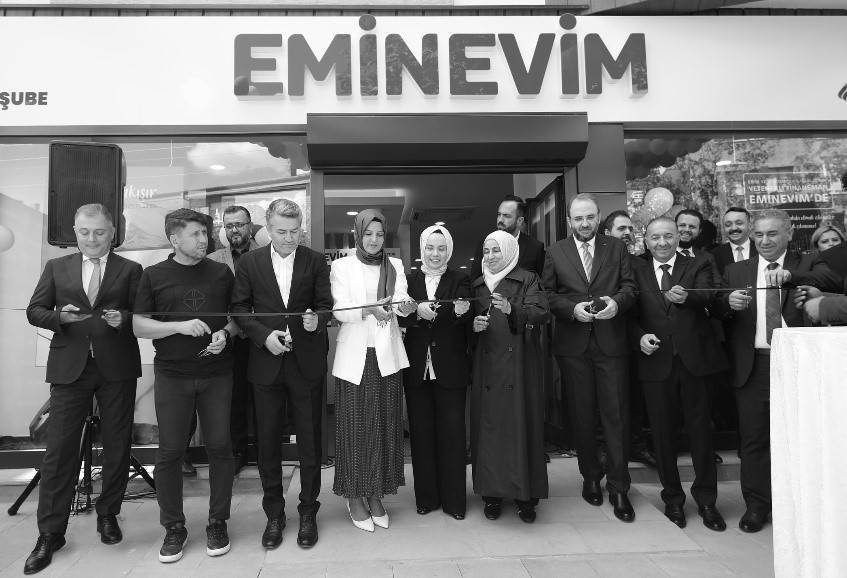 ‘‘Sürdürülebilir başarı için dev hizmet ağı’’